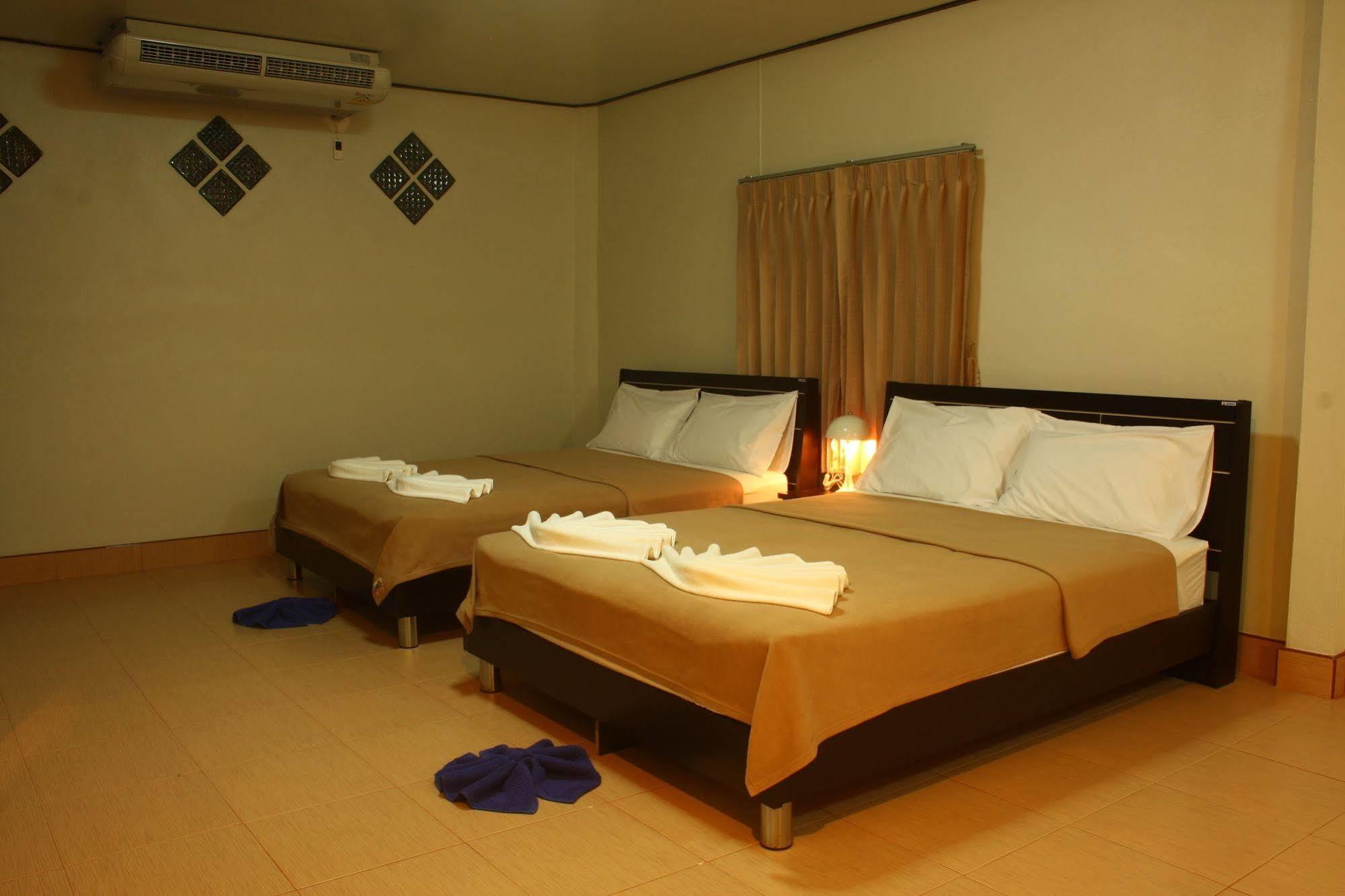 Phumthadarommanee Resort Khlong Thom Extérieur photo